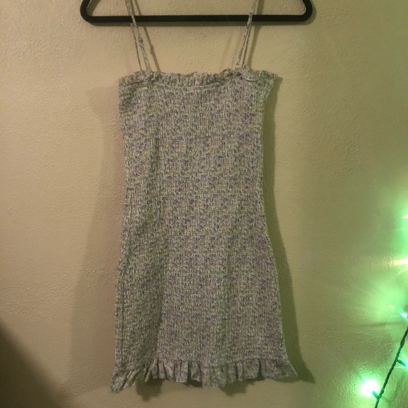 storia 100% cotton smocked floral mini dress - Picture 3 of 4